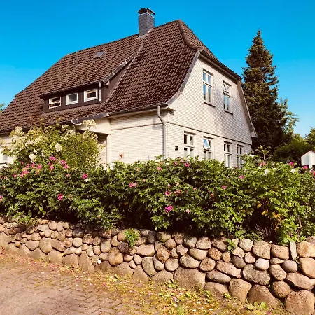 Strandnah 150m * Schiedenhohlweg