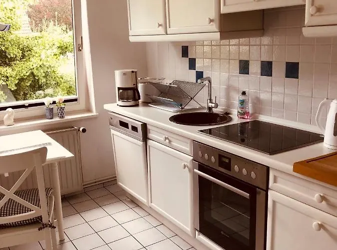 Strandnah 150m * Schiedenhohlweg